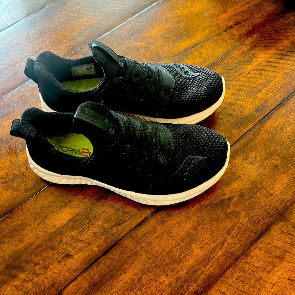 Saucony Stretch and Go sneaker